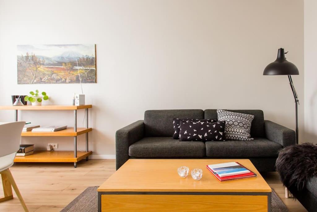 City Center Base In A Prime Location In Reykjavik Exterior photo